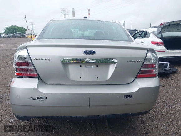 2008 Ford Taurus Limited z VIN 1FAHP25WX8G185318, wystawiony jako IAAI lot #42298692 z przebiegiem 129 103 mil mil oraz . Historia ofert i sprzedaży dostępna na DreamBid. Obrazek 16.