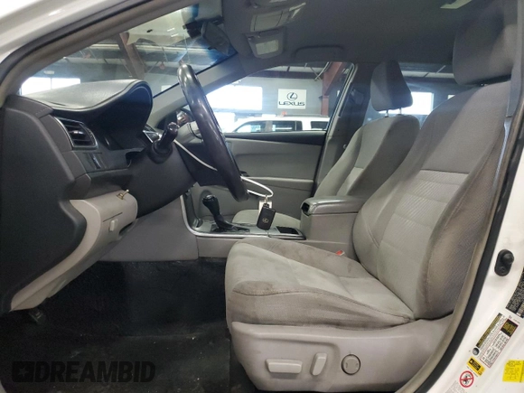 2015 Toyota Camry LE with VIN 4T1BD1FK4FU151142, listed as a Copart auction lot 55999835 with 282,000 mi miles and Clean Title. Bid and sale history available at DreamBid. Image 7.