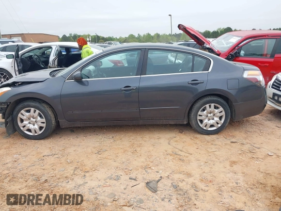 2012 Nissan Altima 2.5 with VIN 1N4AL2AP5CN469150, listed as a IAAI auction lot 41972637 with 244,837 mi miles and . Bid and sale history available at DreamBid. Image 14.