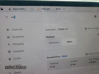 2023 Tesla Model 3 z VIN 5YJ3E1EA6PF578430, wystawiony jako Copart lot #56003665 z przebiegiem 17 930 mil mil oraz Szkoda całkowita • Salvage title. Historia ofert i sprzedaży dostępna na DreamBid. Obrazek 9.