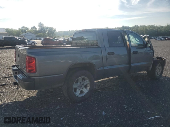 2010 Dodge Dakota Bighorn/Lonestar z VIN 1D7CE3GK0AS228194, wystawiony jako Copart lot #67747754 z przebiegiem 163 139 mil mil oraz Szkoda całkowita • Salvage title. Historia ofert i sprzedaży dostępna na DreamBid. Obrazek 3.
