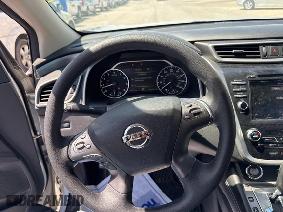 2022 Nissan Murano S z VIN 5N1AZ2AS1NC122048, wystawiony jako IAAI lot #42404041 z przebiegiem 94 824 mil mil oraz . Historia ofert i sprzedaży dostępna na DreamBid. Obrazek 7.