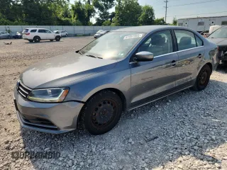 2017 Volkswagen Jetta S z VIN 3VW2B7AJ7HM253051, wystawiony jako Copart lot #61951965 z przebiegiem 89 891 mil mil oraz Szkoda całkowita • Salvage title. Historia ofert i sprzedaży dostępna na DreamBid. Obrazek 1.