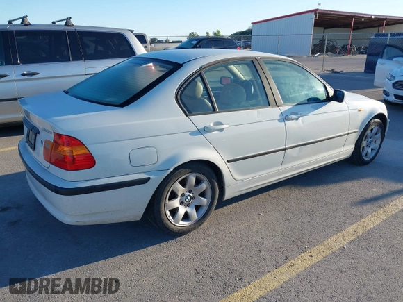2003 BMW 3 Series 325i with VIN WBAEV33423KL60481, listed as a IAAI auction lot 42073715 with 177,763 mi miles and . Bid and sale history available at carsss.com. Image 4.