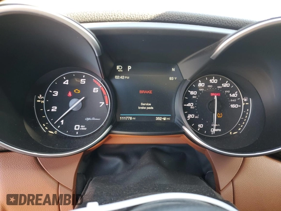 2018 Alfa Romeo Giulia with VIN ZARFAEDN4J7572553, listed as a Copart auction lot 46998825 with 111,778 mi miles and Salvage title. Bid and sale history available at DreamBid. Image 9.