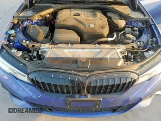 2021 BMW 3 Series 330i z VIN 3MW5R1J08M8B56862, wystawiony jako Copart lot #52976585 z przebiegiem 41 867 mil mil oraz Czysty tytuł • Clean title. Historia ofert i sprzedaży dostępna na DreamBid. Obrazek 11.
