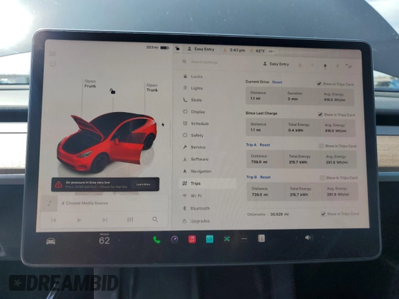 2022 Tesla Model Y Performance with VIN 7SAYGDEF6NF524171, listed as a Copart auction lot 60736945 with 30,629 mi miles and Salvage title. Bid and sale history available at DreamBid. Image 9.
