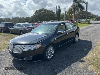 2011 Lincoln MKZ Hybrid with VIN 3LNDL2L33BR759329, listed as a Copart auction lot 79905994 with 131,927 mi miles and Clean Title. Bid and sale history available at carsss.com. Image 2.