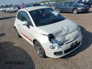 2012 FIAT 500 Sport z VIN 3C3CFFBR1CT186721, wystawiony jako IAAI lot #42268574 z przebiegiem 106 208 mil mil oraz . Historia ofert i sprzedaży dostępna na DreamBid. Obrazek 1.