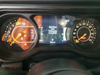 2024 Jeep Wrangler Sahara with VIN 1C4PJXEG0RW369476, listed as a Copart auction lot 49054345 with 816 mi miles and Salvage title. Bid and sale history available at DreamBid. Image 9.