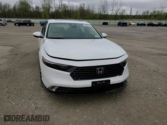 2024 Honda Accord Touring z VIN 1HGCY2F84RA035244, wystawiony jako Copart lot #55990055 z przebiegiem 8 414 mil mil oraz Szkoda całkowita • Salvage title. Historia ofert i sprzedaży dostępna na DreamBid. Obrazek 13.