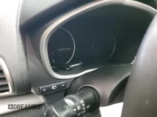 2019 Mitsubishi Eclipse Cross LE z VIN JA4AT4AA3KZ018267, wystawiony jako Copart lot #45226905 z przebiegiem Nie podano mil oraz Nie do naprawy • Non repairable. Historia ofert i sprzedaży dostępna na DreamBid. Obrazek 9.