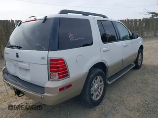2005 Mercury Mountaineer Convenience z VIN 4M2DU86K45ZJ34777, wystawiony jako IAAI lot #41840824 z przebiegiem 174 846 mil mil oraz . Historia ofert i sprzedaży dostępna na DreamBid. Obrazek 4.