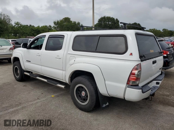 2015 Toyota Tacoma with VIN 5TFLU4EN6FX148408, listed as a Copart auction lot 74085484 with 0 mi miles and Salvage Title. Bid and sale history available at carsss.com. Image 2.