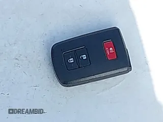 2022 Toyota Tacoma SR5 z VIN 3TMBZ5DN3NM034388, wystawiony jako IAAI lot #42270543 z przebiegiem 179 904 mil mil oraz . Historia ofert i sprzedaży dostępna na DreamBid. Obrazek 11.