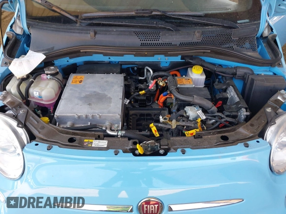 2015 FIAT 500e с VIN 3C3CFFGE6FT503161, выставлен на аукционе IAAI как лот 42583326 с пробегом 21 162 миль миль и . История ставок и продаж доступна на DreamBid. Изображение 10.