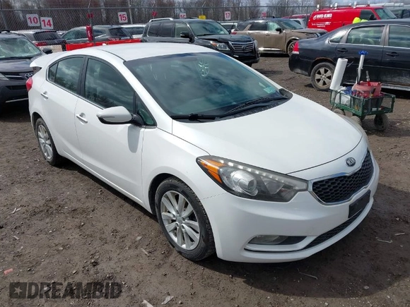 2014 Kia Forte EX with VIN KNAFX4A8XE5050378, listed as a IAAI auction lot 41923798 with 104,712 mi miles. Bid and sale history available at carsss.com. Image 1.