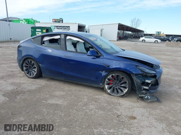2021 Tesla Model Y Performance z VIN 5YJYGDEF8MF245641, wystawiony jako IAAI lot #41685230 z przebiegiem 25 903 mil mil oraz . Historia ofert i sprzedaży dostępna na DreamBid. Obrazek 12.