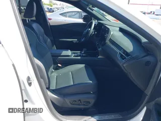 2024 Lexus RX 350h z VIN 2T2BBMCA8RC035933, wystawiony jako IAAI lot #42249750 z przebiegiem 33 181 mil mil oraz . Historia ofert i sprzedaży dostępna na DreamBid. Obrazek 5.