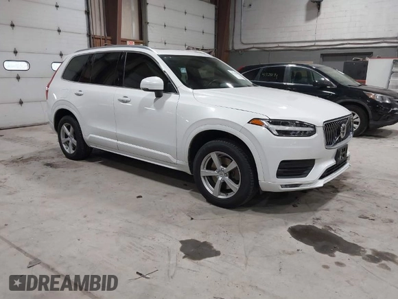 2020 Volvo XC90 Momentum with VIN YV4102PK6L1555649, listed as a IAAI auction lot 41724806 with 45,051 mi miles. Bid and sale history available at carsss.com. Image 1.