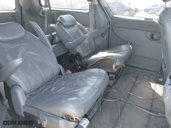 2006 Dodge Grand Caravan SXT with VIN 2D4GP44L46R743493, listed as a IAAI auction lot 41783575 with 285,735 mi miles. Bid and sale history available at carsss.com. Image 8.