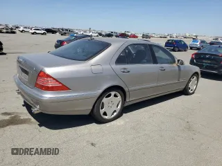 2004 Mercedes-Benz S z VIN WDBNG76J64A411878, wystawiony jako Copart lot #59039175 z przebiegiem Nie podano mil oraz Czysty tytuł • Clean title. Historia ofert i sprzedaży dostępna na DreamBid. Obrazek 3.