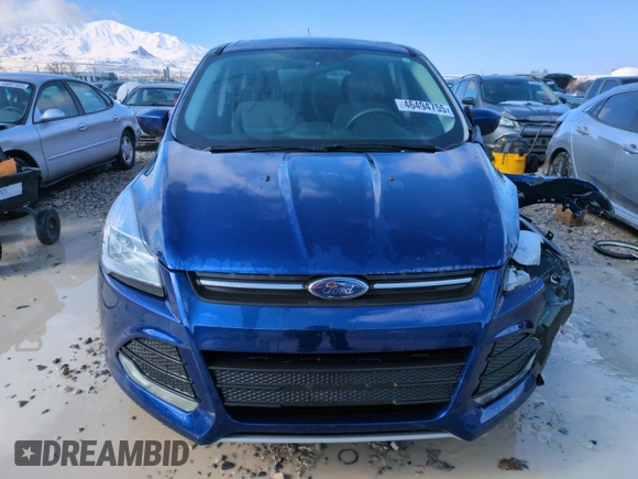 2014 Ford Escape SE with VIN 1FMCU0GX3EUC52325, listed as a Copart auction lot 46494755 with 147,165 mi miles and Salvage Title. Bid and sale history available at DreamBid. Image 5.