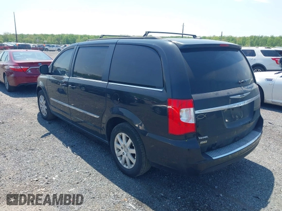 2014 Chrysler Town & Country Touring with VIN 2C4RC1BG4ER217711, listed as a IAAI auction lot 42155688 with 370,937 mi miles. Bid and sale history available at carsss.com. Image 3.