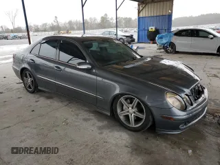 2006 Mercedes-Benz E 500 z VIN WDBUF70J96A963935, wystawiony jako Copart lot #45108905 z przebiegiem 204 278 mil mil oraz Szkoda całkowita • Salvage title. Historia ofert i sprzedaży dostępna na DreamBid. Obrazek 4.