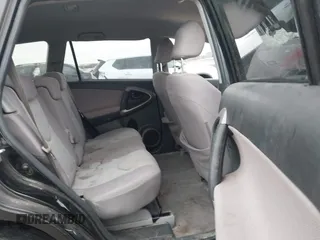 2006 Toyota RAV4 with VIN JTMZK33V965001685, listed as a IAAI auction lot 40995034 with 254,383 mi miles. Bid and sale history available at carsss.com. Image 8.