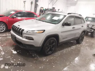 2017 Jeep Cherokee Sport with VIN 1C4PJMAB6HW557359, listed as a IAAI auction lot 41793093 with 194,400 mi miles. Bid and sale history available at carsss.com. Image 22.