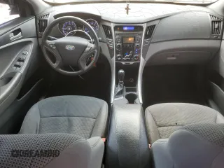 2011 Hyundai Sonata GLS z VIN 5NPEB4AC5BH253806, wystawiony jako Copart lot #57609965 z przebiegiem 175 278 mil mil oraz Szkoda całkowita • Salvage title. Historia ofert i sprzedaży dostępna na DreamBid. Obrazek 8.