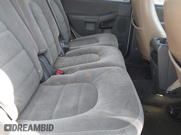 2005 Ford Explorer XLT with VIN 1FMZU73E35UB63135, listed as a IAAI auction lot 42704478 with 294,831 mi miles and . Bid and sale history available at DreamBid. Image 8.