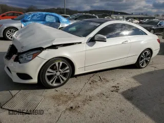 2015 Mercedes-Benz E-Class E 400 with VIN WDDKJ6FB5FF301196, listed as a Copart auction lot 87935955 with 145,266 mi miles and Salvage Title. Bid and sale history available at carsss.com. Image 1.