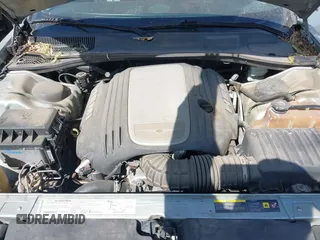 2006 Chrysler 300 C with VIN 2C3LA63H46H290377, listed as a IAAI auction lot 42035128 with 103,847 mi miles and . Bid and sale history available at carsss.com. Image 10.