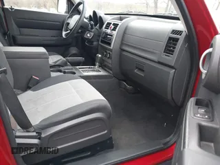 2008 Dodge Nitro SXT with VIN 1D8GU28K78W105035, listed as a IAAI auction lot 41921217 with 251,324 mi miles and . Bid and sale history available at DreamBid. Image 5.