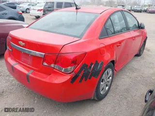 2014 Chevrolet Cruze LS with VIN 1G1PA5SG2E7151755, listed as a IAAI auction lot 42043027 with 194,071 mi miles. Bid and sale history available at carsss.com. Image 4.
