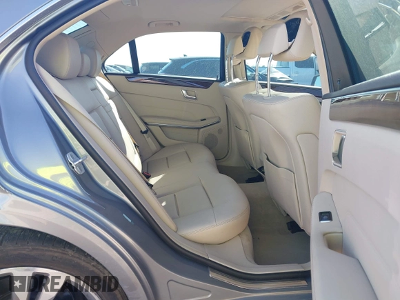 2014 Mercedes-Benz E 350 Sport with VIN WDDHF5KB3EA971983, listed as a IAAI auction lot 41766040 with 95,321 mi miles and . Bid and sale history available at carsss.com. Image 8.