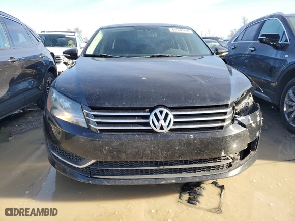 2012 Volkswagen Passat SE with VIN 1VWBH7A33CC008015, listed as a Copart auction lot 84952004 with 195,051 mi miles and Salvage Title. Bid and sale history available at carsss.com. Image 5.