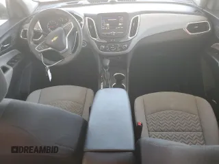 2022 Chevrolet Equinox LS z VIN 3GNAXHEVXNS237315, wystawiony jako Copart lot #57390925 z przebiegiem 22 590 mil mil oraz Szkoda całkowita • Salvage title. Historia ofert i sprzedaży dostępna na DreamBid. Obrazek 8.