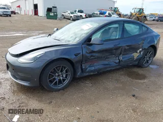 2023 Tesla Model 3 с VIN 5YJ3E1EA1PF716004, выставлен на аукционе IAAI как лот 41809672 с пробегом 2 775 миль миль и . История ставок и продаж доступна на DreamBid. Изображение 21.