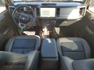 2022 Ford Bronco с VIN 1FMEE5BPXNLB48768, выставлен на аукционе Copart как лот 43203625 с пробегом 75 873 миль миль и Списание • Salvage title. История ставок и продаж доступна на DreamBid. Изображение 8.