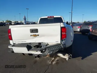 2018 Chevrolet Silverado 3500HD High Country with VIN 1GC4K1EY6JF207068, listed as a IAAI auction lot 41288394 with 110,158 mi miles and . Bid and sale history available at DreamBid. Image 16.