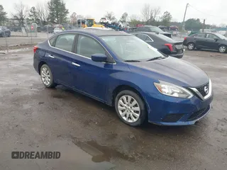 2017 Nissan Sentra SR with VIN 3N1AB7AP9HL650854, listed as a IAAI auction lot 41876982 with 208,422 mi miles and . Bid and sale history available at carsss.com. Image 1.