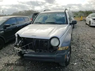 2007 Jeep Liberty Sport with VIN 1J4GK48K87W507123, listed as a Copart auction lot 86527364 with 225,215 mi miles and Salvage Title. Bid and sale history available at DreamBid. Image 12.