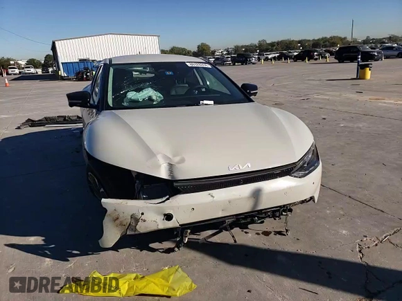2022 Kia EV6 Wind with VIN KNDC3DLC5N5043079, listed as a Copart auction lot 80928934 with 41,075 mi miles and Salvage Title. Bid and sale history available at carsss.com. Image 12.