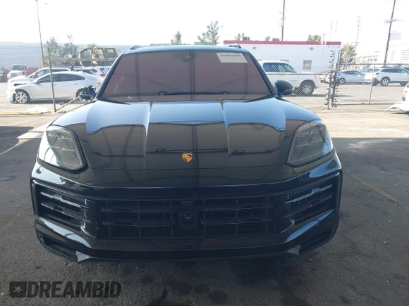 2024 Porsche Cayenne S z VIN WP1AL2AY3RDA35194, wystawiony jako IAAI lot #40984680 z przebiegiem 23 852 mil mil oraz . Historia ofert i sprzedaży dostępna na DreamBid. Obrazek 13.