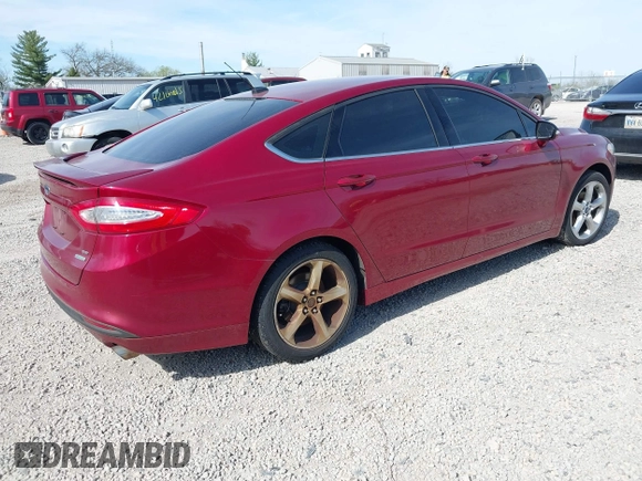 2013 Ford Fusion SE with VIN 3FA6P0HR6DR207528, listed as a IAAI auction lot 42097367 with 130,651 mi miles. Bid and sale history available at carsss.com. Image 4.