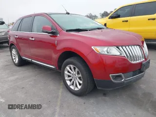 2013 Lincoln MKX with VIN 2LMDJ6JK7DBL44351, listed as a IAAI auction lot 41860648 with 81,887 mi miles. Bid and sale history available at carsss.com. Image 1.