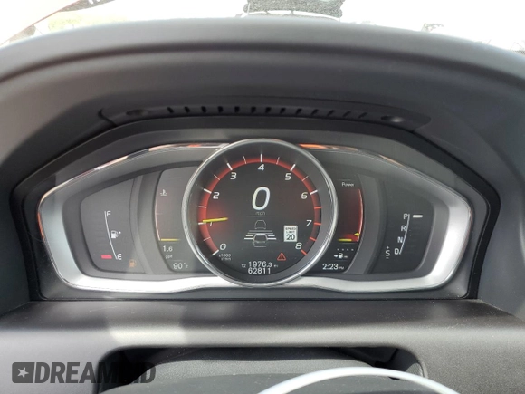 2017 Volvo XC60 Dynamic with VIN YV440MDR4H2094480, listed as a Copart auction lot 56787215 with 62,811 mi miles and Salvage title. Bid and sale history available at DreamBid. Image 9.